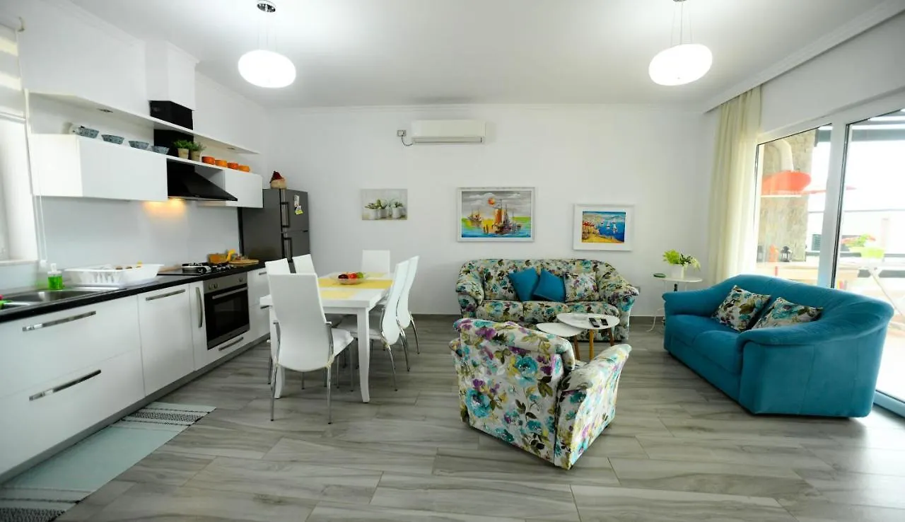 Vila Rina At Aquamarine Residence Vlorë 0*,