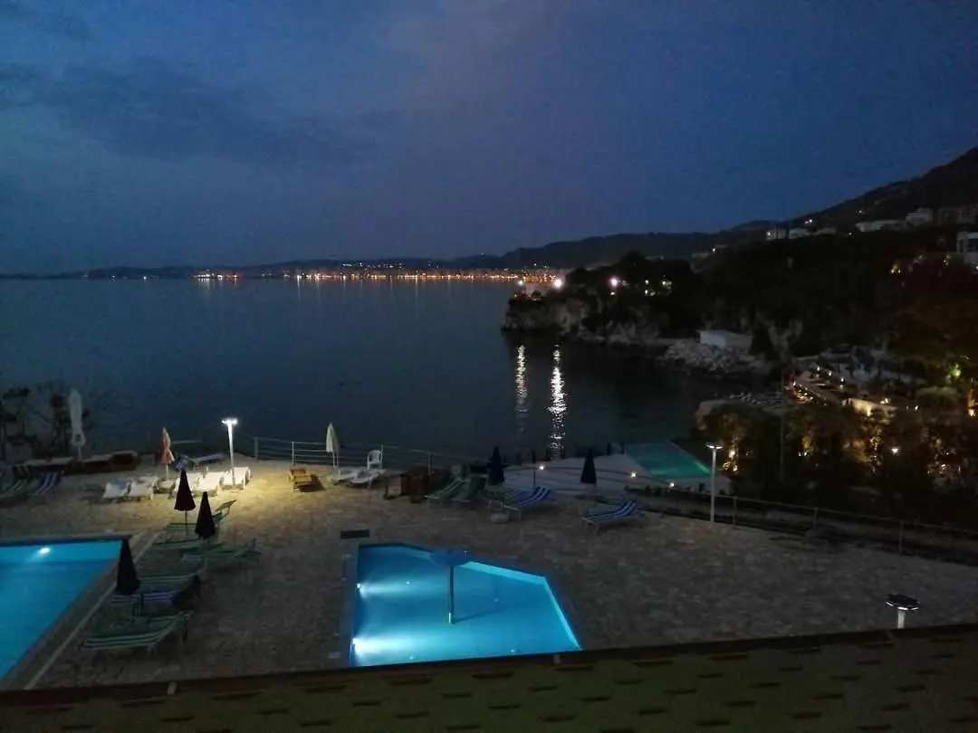Apartamento Vila Rina At Aquamarine Residence Vlorë